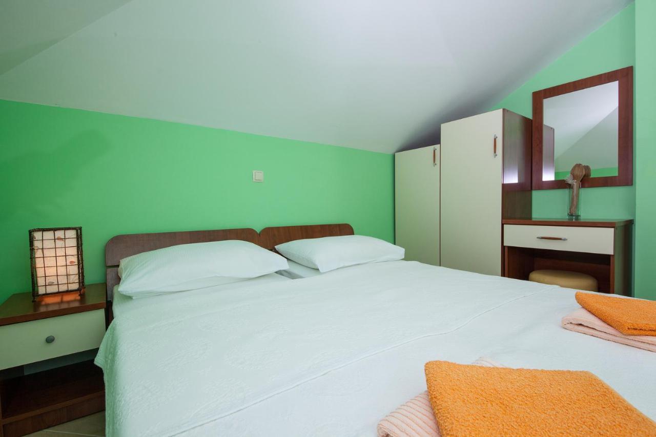 Vila Promajna 3 エクステリア 写真