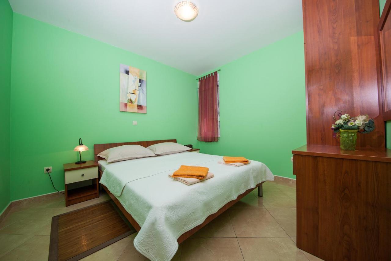 Vila Promajna 3 エクステリア 写真