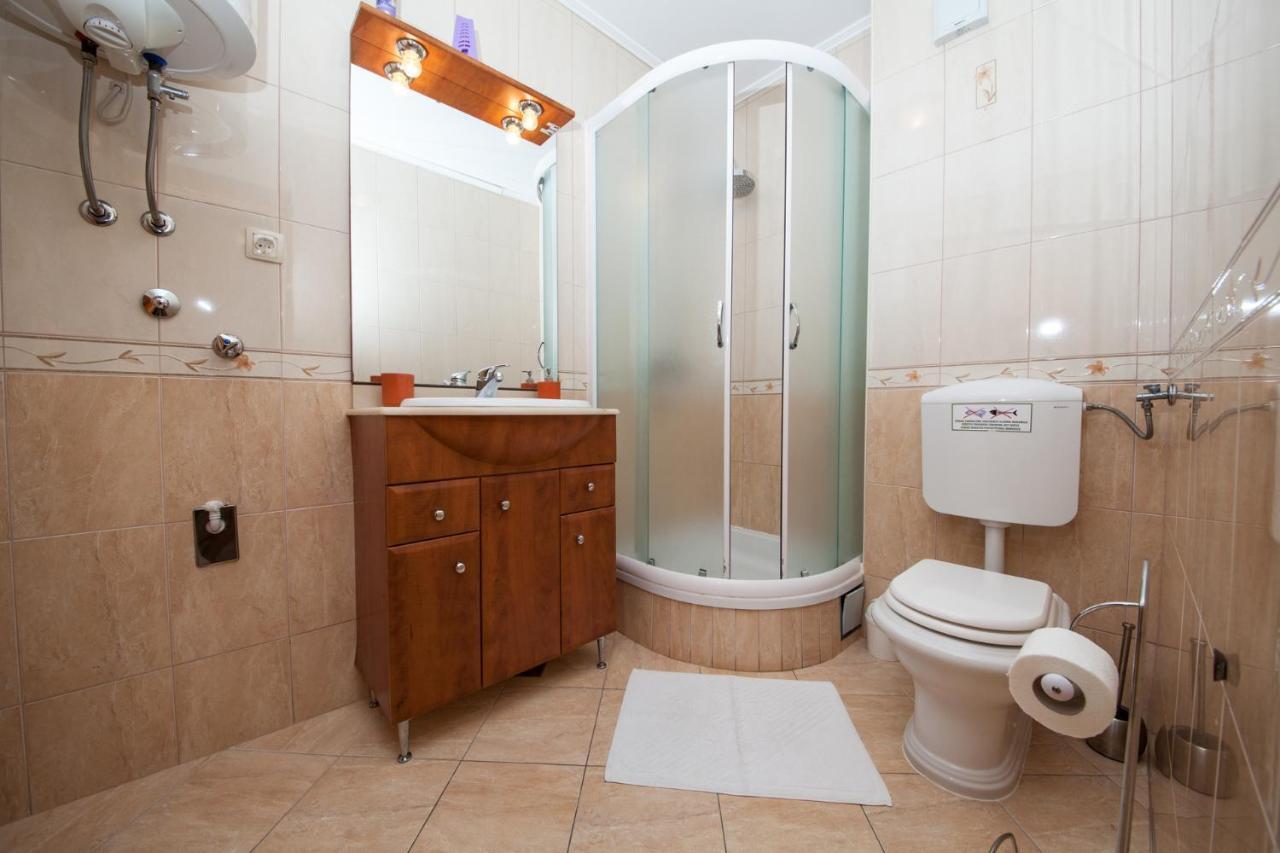 Vila Promajna 3 エクステリア 写真